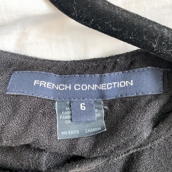 French Connection detail cut out too - Picture 3 of 3